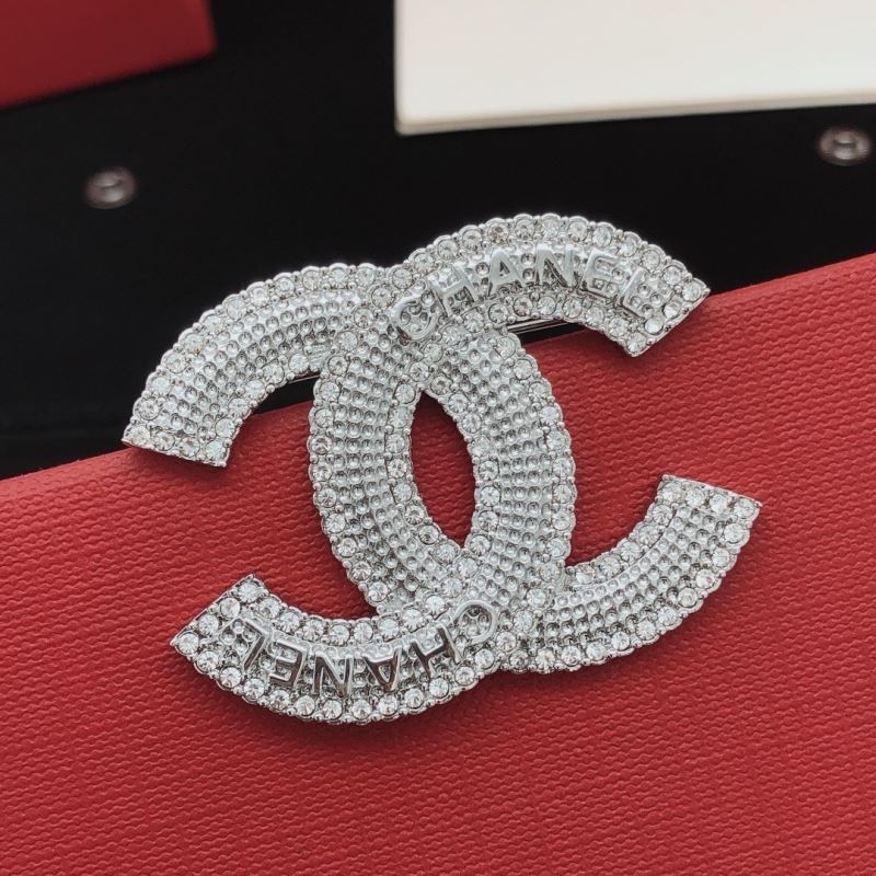 Chanel Brooches - Click Image to Close